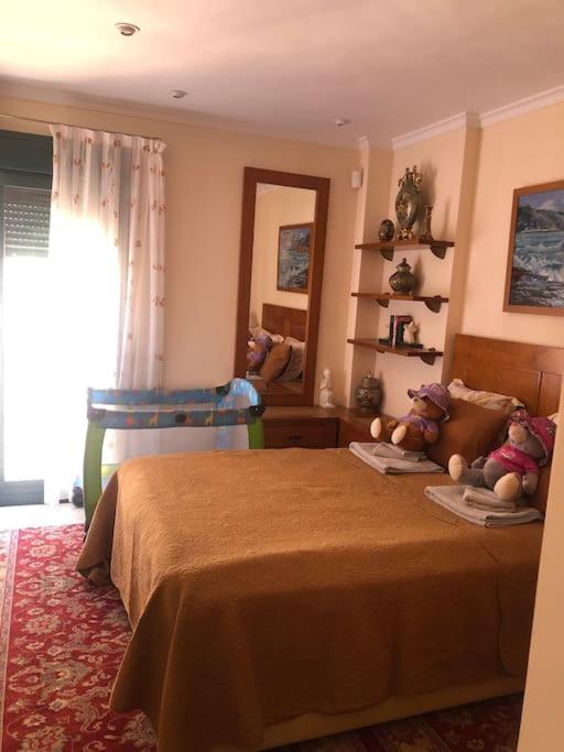 Piso Bonito Cerca De La Playa Con Piscina, Jardin, Gimnasio Y Garaje