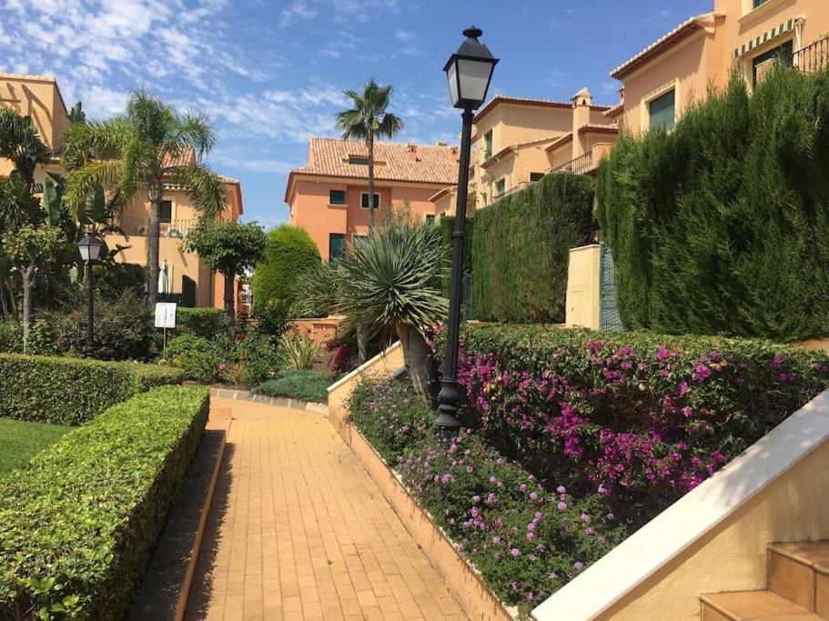 Apartment Piso Bonito Cerca De La Playa Con Piscina, Jardin, Gimnasio Y Garaje *